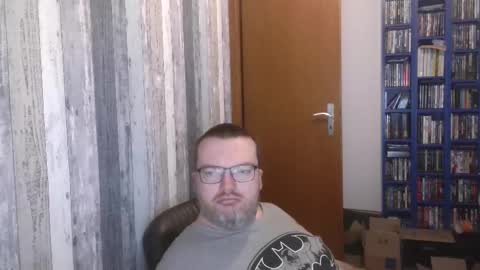 Snapshot of still_alive1985 chatting on September 2025 06:13:01 AM Oliver online show from September 2025 06:13:01 AM