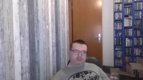 Snapshot of still_alive1985 chatting on September 2025 06:37:01 AM Oliver online show from September 2025 06:37:01 AM