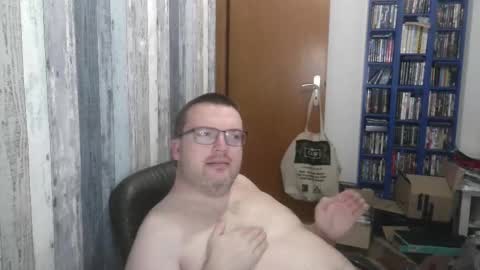 Snapshot of still_alive1985 chatting on September 2025 07:17:02 PM Oliver online show from September 2025 07:17:02 PM