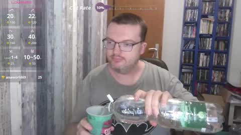 Snapshot of still_alive1985 chatting on September 2025 08:14:01 PM Oliver online show from September 2025 08:14:01 PM