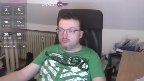 Snapshot of still_alive1985 chatting on October 2025 07:10:02 AM Oliver online show from October 2025 07:10:02 AM