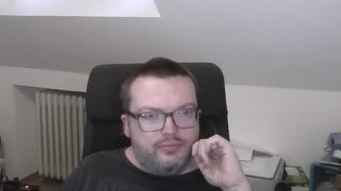 Snapshot of still_alive1985 chatting on July 2026 07:22:02 PM Oliver online show from July 2026 07:22:02 PM