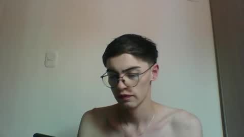 stiv_grant online show from September 2025 01:02:01 PM