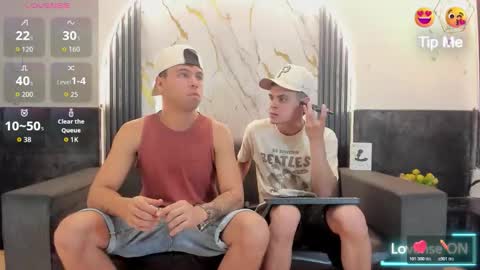 Snapshot of stivendreams chatting on March 2026 04:27:02 AM friends online show from March 2026 04:27:02 AM