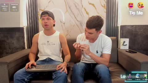 Snapshot of stivendreams chatting on March 2026 04:29:02 AM friends online show from March 2026 04:29:02 AM