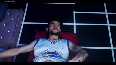 stiven online show from October 2025 10:38:01 AM