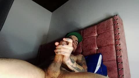 stiven online show from December 2025 12:16:01 AM