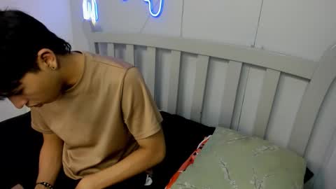 Snapshot of stiwentwink chatting on November 2025 02:41:02 PM Stiwen online show from November 2025 02:41:02 PM