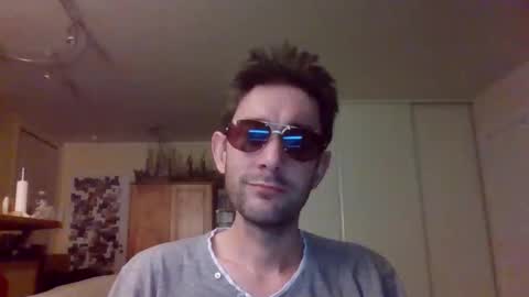 Julien9477 online show from October 2025 08:14:02 PM