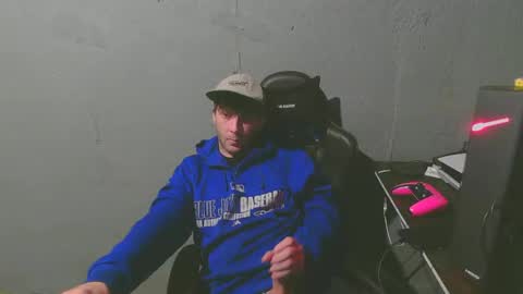 stonedpanda77 online show from January 2025 05:00:02 AM