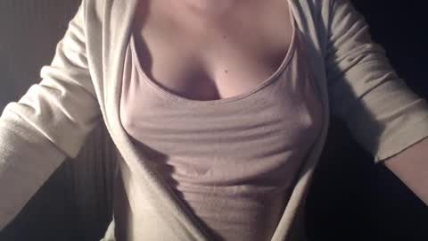 stonenipple online show from December 2025 07:42:02 PM