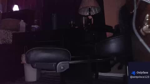 Snapshot of stoner394 chatting on September 2025 10:22:01 PM stoner394 online show from September 2025 10:22:01 PM