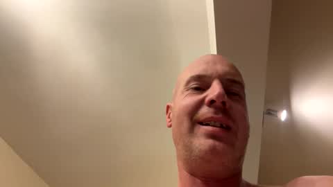 Stoodley22 online show from November 2025 03:49:01 PM