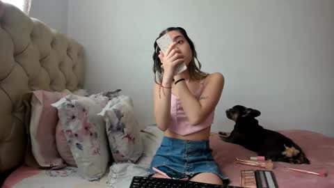 Stormy online show from October 2025 03:58:01 PM