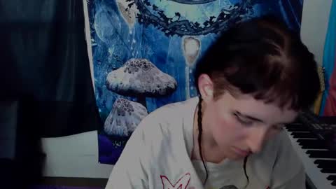 Stormythunder online show from November 2025 06:07:02 PM