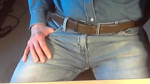 Dave online show from November 2025 03:59:01 PM