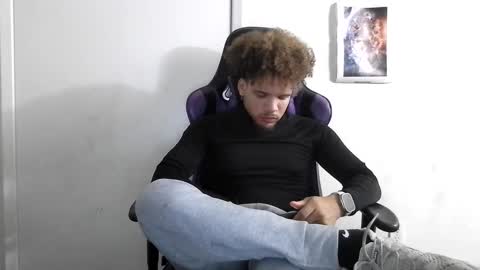 Snapshot of str8dj chatting on September 2025 05:40:01 AM Dj online show from September 2025 05:40:01 AM