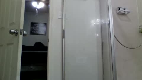 str8guy1leg online show from June 2026 01:32:01 PM