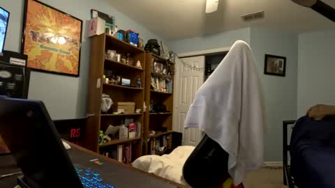 str8whiteboy21 online show from December 2024 11:51:01 PM