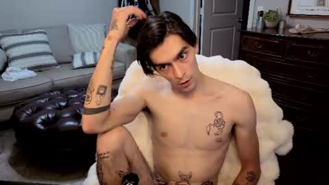 str8whiteboy21 online show from June 2026 02:05:01 AM