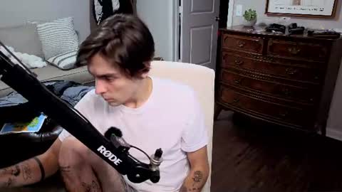 str8whiteboy21 online show from July 2026 04:18:01 AM