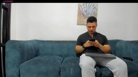 straight__friends online show from September 2025 01:59:02 PM