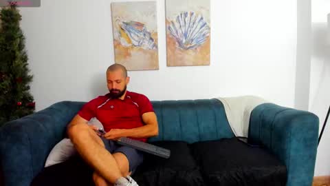 straight__friends online show from March 2026 02:01:01 PM