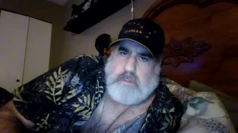 Straightbear4you online show from June 2026 10:15:01 AM