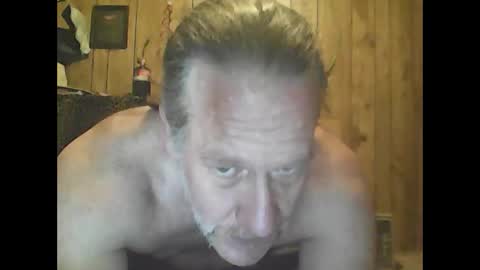 Snapshot of straightmaletouse chatting on May 2026 09:39:02 AM straightmaletouse online show from May 2026 09:39:02 AM
