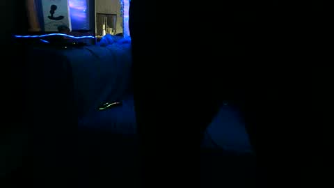 straitpipermann22 online show from December 2025 01:24:01 AM