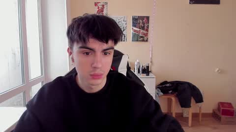 Ray online show from February 2025 12:33:01 PM