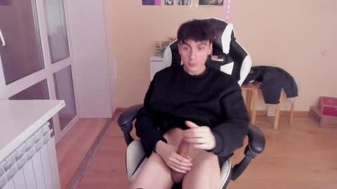 Ray online show from February 2025 03:36:02 PM