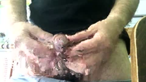 Snapshot of strandedstarfish chatting on April 2026 08:50:02 AM strandedstarfish online show from April 2026 08:50:02 AM