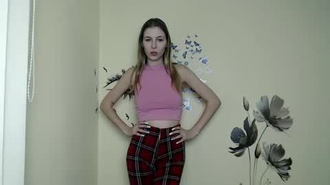 Amalia online show from December 2024 01:43:02 PM