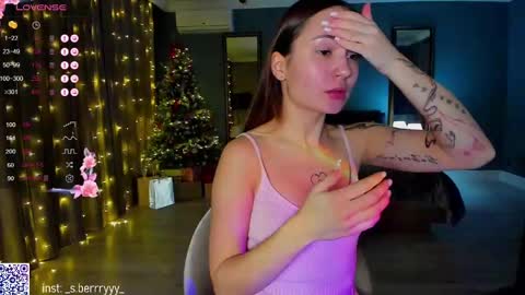 Laura online show from December 2024 02:23:02 PM