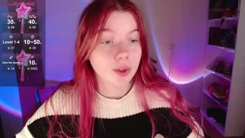 Snapshot of strawberry_juli chatting on October 2025 07:53:01 AM Juli online show from October 2025 07:53:01 AM