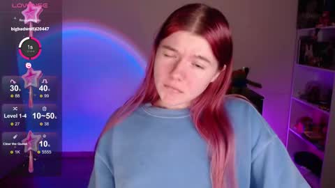 Snapshot of strawberry_juli chatting on November 2025 04:11:02 AM Juli online show from November 2025 04:11:02 AM