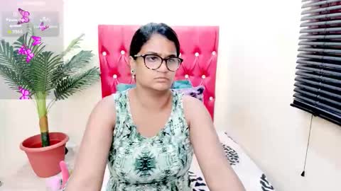 Snapshot of strawberry_lipz chatting on October 2025 04:13:02 AM strawberry_lipz online show from October 2025 04:13:02 AM