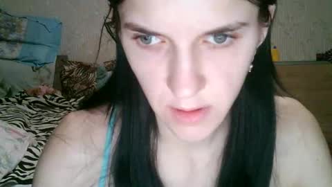 Strawberry Storm online show from March 2026 02:15:01 AM