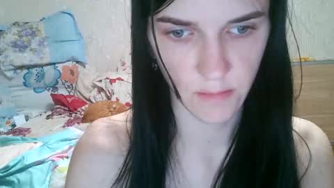 Snapshot of strawberry_storm chatting on May 2026 09:01:01 PM Strawberry Storm online show from May 2026 09:01:01 PM
