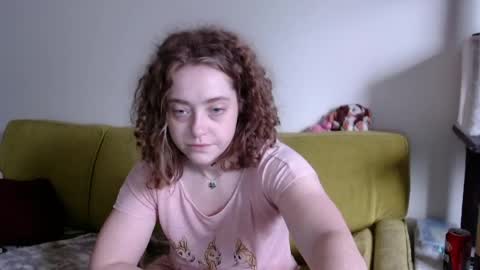 Strawberrylotsacake online show from June 2026 11:48:01 AM