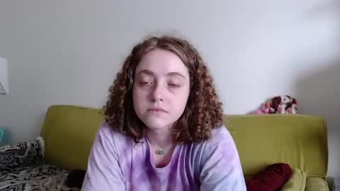 Strawberrylotsacake online show from June 2026 04:18:01 PM