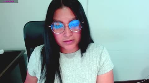 strawlux online show from February 2026 06:53:01 AM