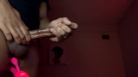 Snapshot of strictlysoloo chatting on January 2025 10:36:01 PM strictlysoloo online show from January 2025 10:36:01 PM