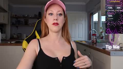 Amorina online show from January 2025 11:19:02 AM