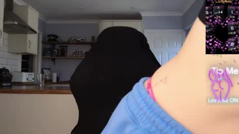 Amorina online show from April 2026 08:47:01 AM