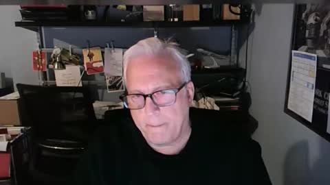 Snapshot of strkgforyou chatting on November 2025 09:25:02 PM Stroking For You online show from November 2025 09:25:02 PM