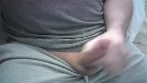 Snapshot of strokin8219621 chatting on February 2025 08:42:02 PM Strokin online show from February 2025 08:42:02 PM