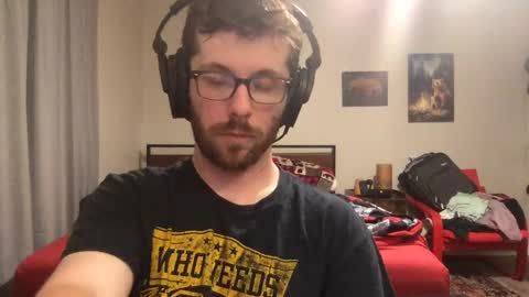 Snapshot of strokingdrummer2 chatting on December 2024 05:53:02 AM strokingdrummer2 online show from December 2024 05:53:02 AM