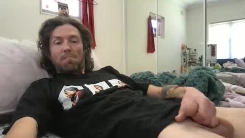 Snapshot of strokingstonerguy chatting on September 2025 04:04:02 AM strokingstonerguy online show from September 2025 04:04:02 AM